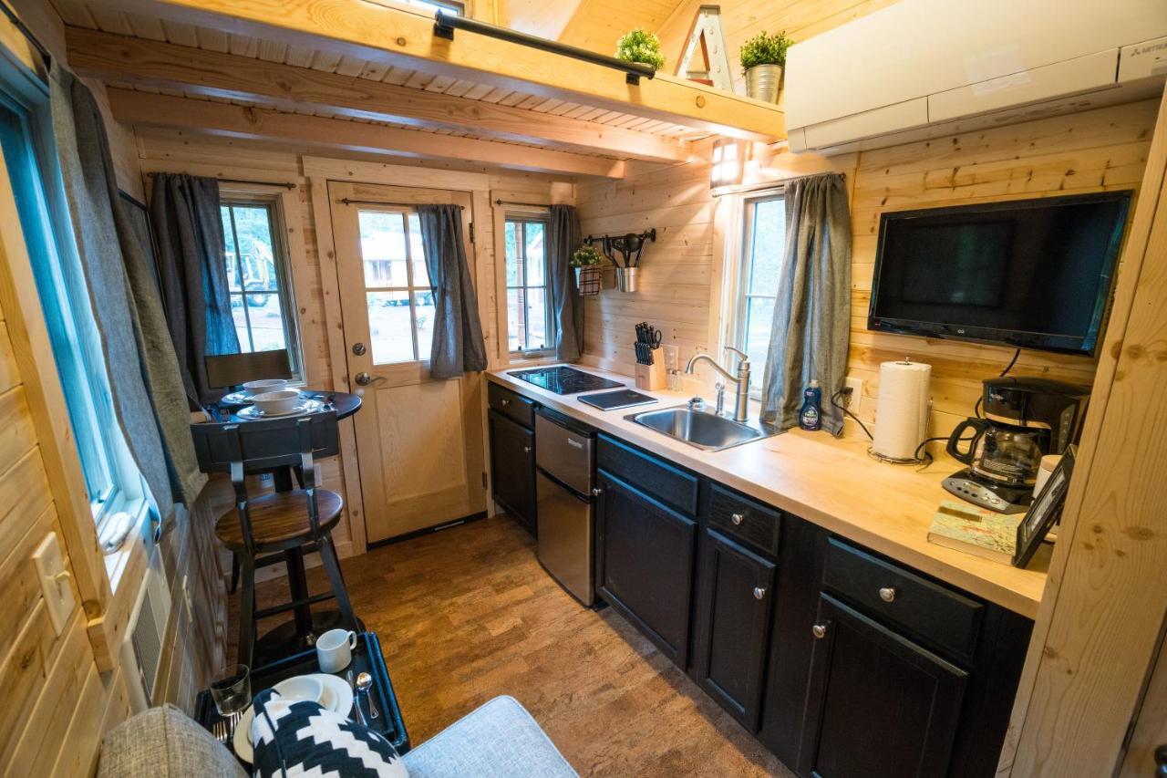 Mt Hood Tiny House Village Welches Zewnętrze zdjęcie
